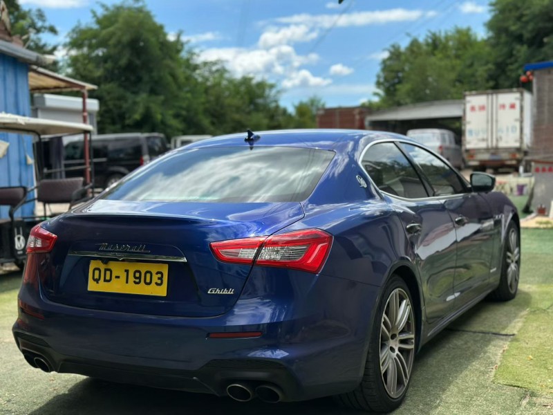 青岛17年玛莎拉蒂Ghibli7