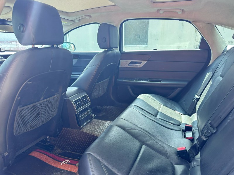 青岛18年捷豹XFL5