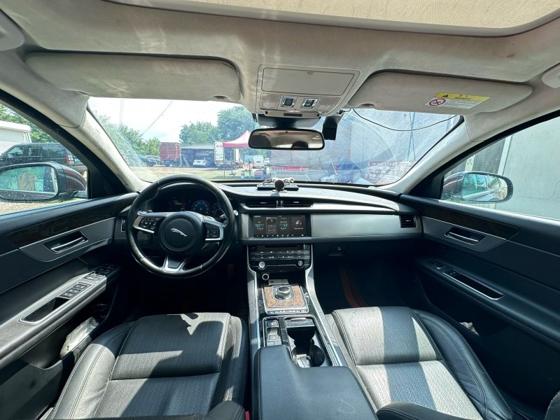 青岛18年捷豹XFL6