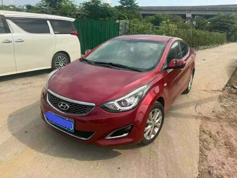 中山17年现代朗动6