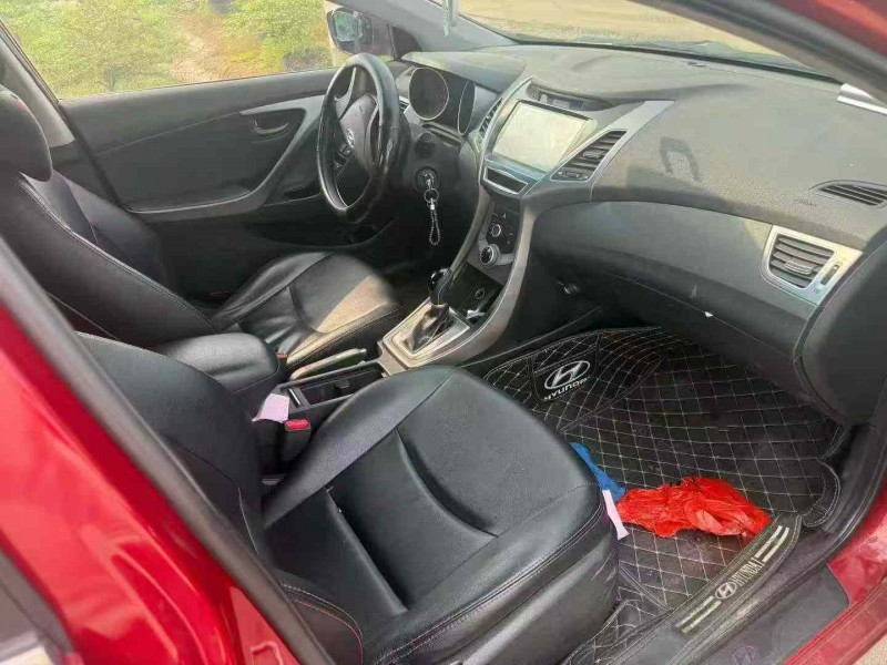 中山17年现代朗动9