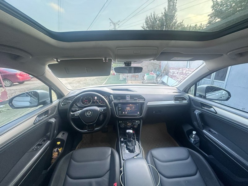 青岛19年大众途观6