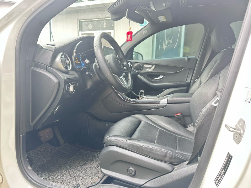 青岛20年奔驰GLC4