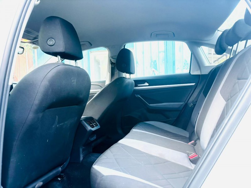 青岛23年大众朗逸8