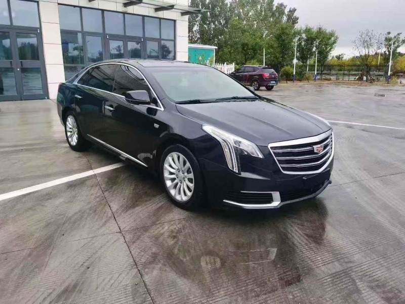 淮安19年凯迪拉克XTS3