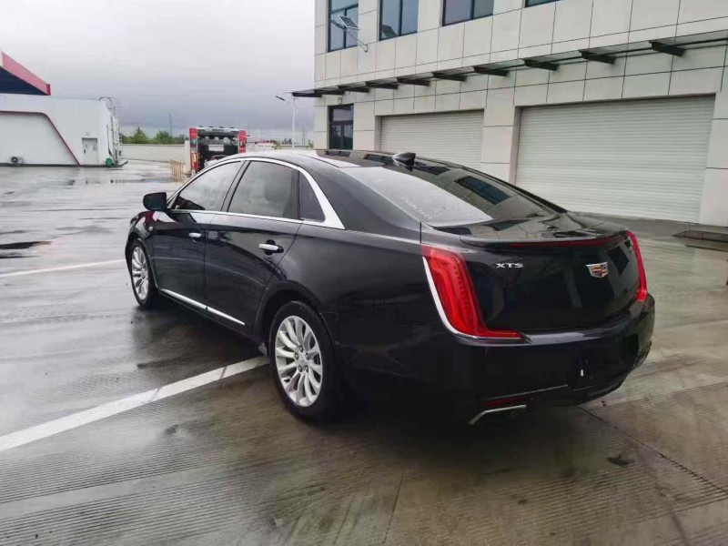 淮安19年凯迪拉克XTS9