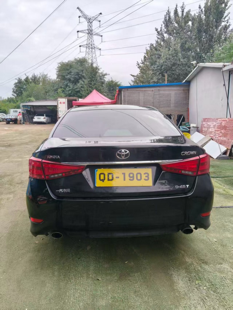 青岛18年丰田皇冠7