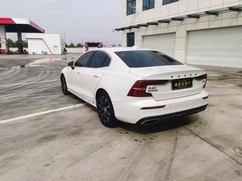 淮安22年沃尔沃S60L8