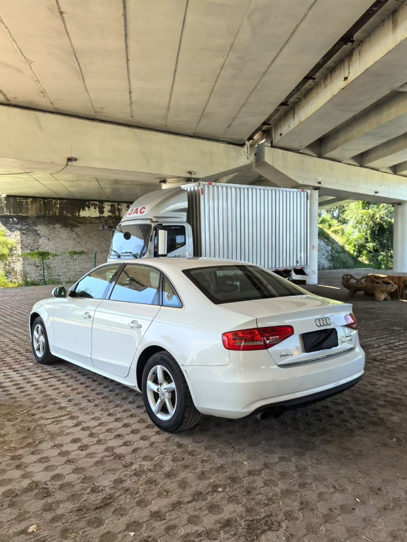 松原15年奥迪A4L8