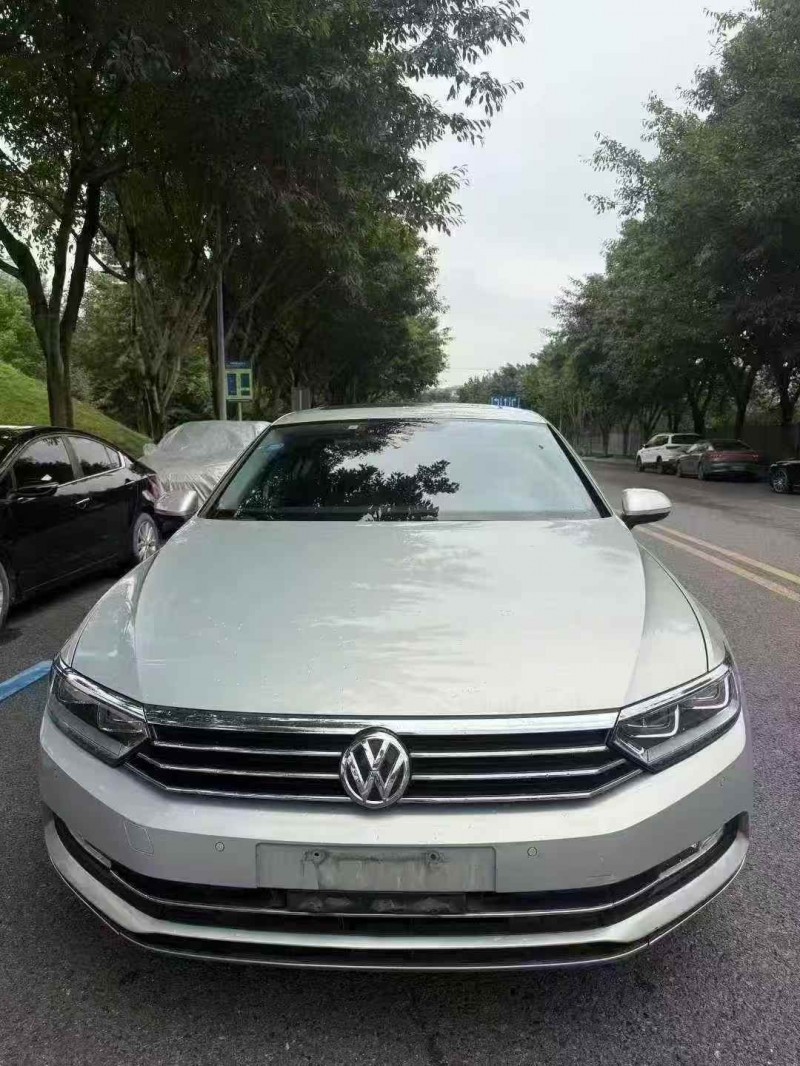 重庆20年大众迈腾1