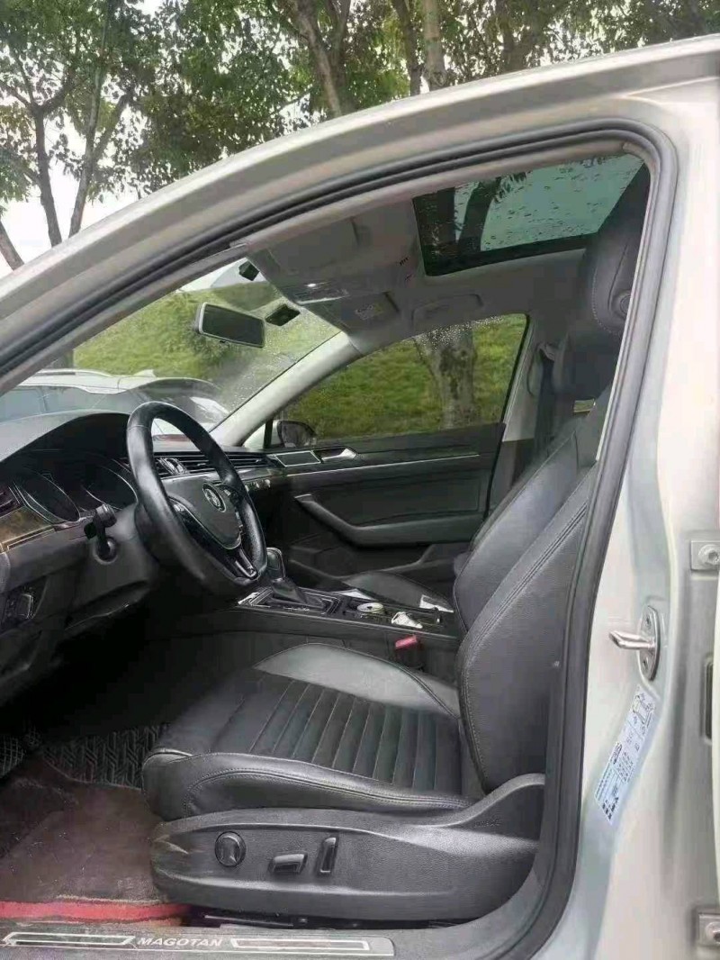 重庆20年大众迈腾3