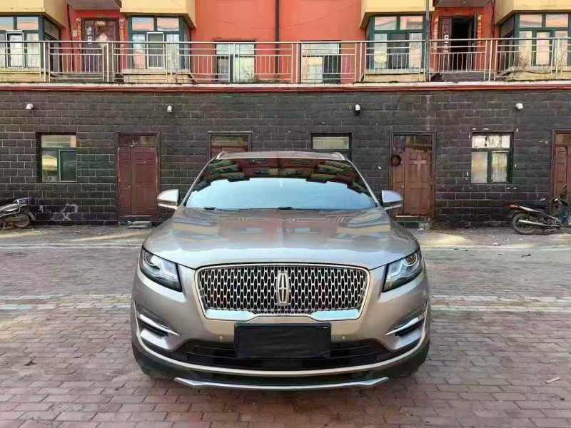 鹤岗19年林肯MKC1