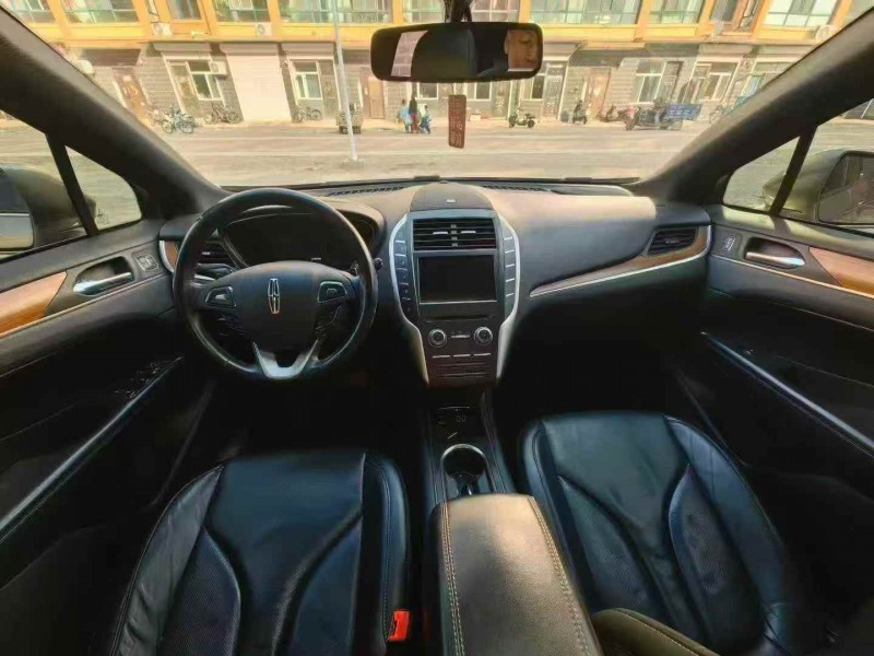 鹤岗19年林肯MKC5