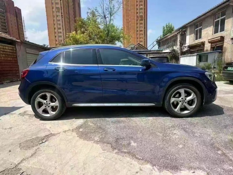 菏泽19年奔驰GLA5