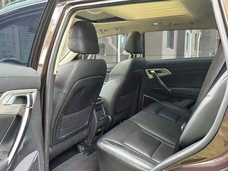 无锡19年吉利博越6