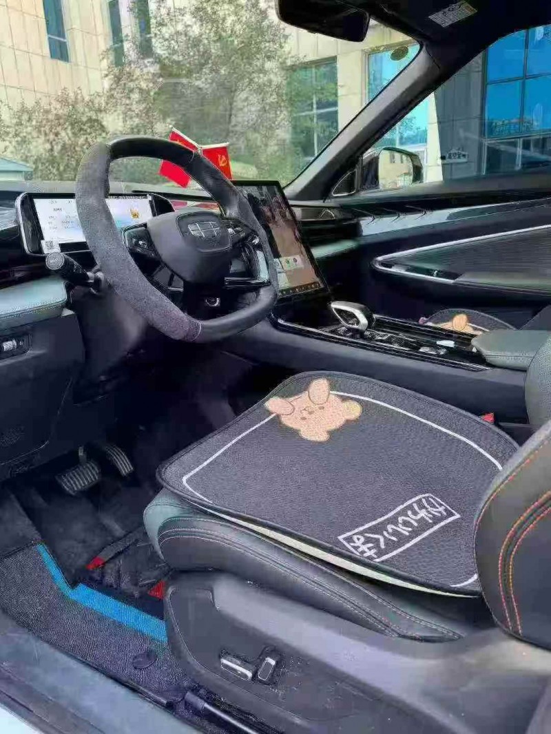 呼伦贝尔24年吉利博越4