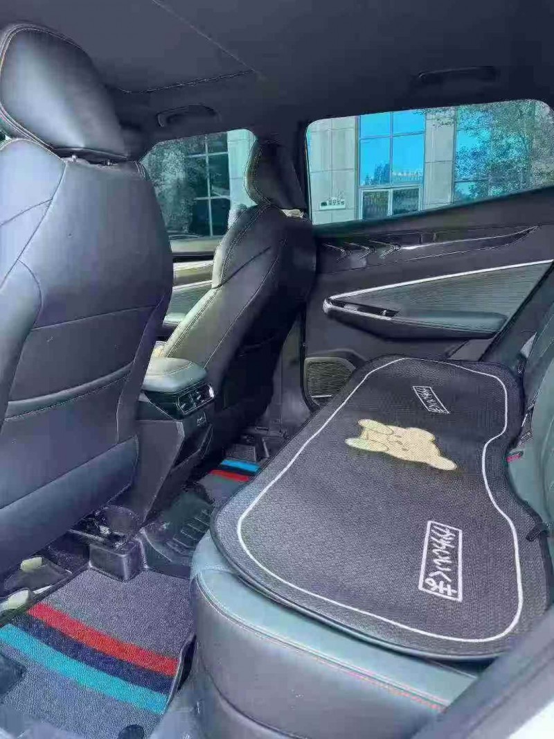 呼伦贝尔24年吉利博越5