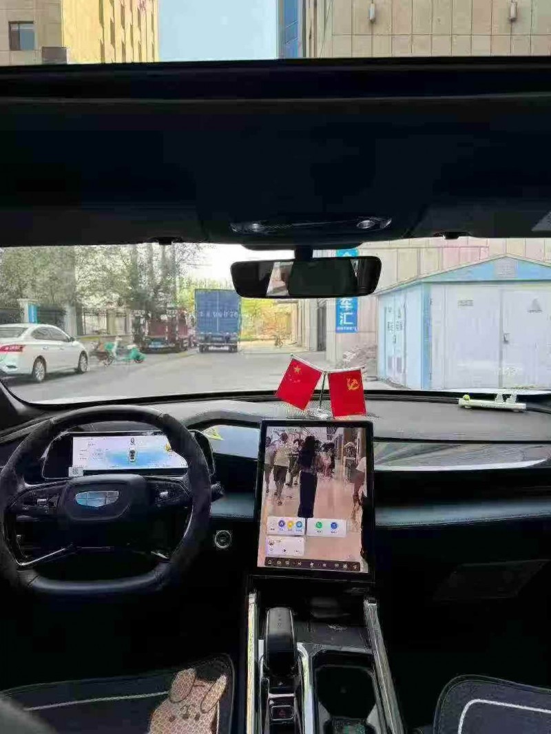 呼伦贝尔24年吉利博越6