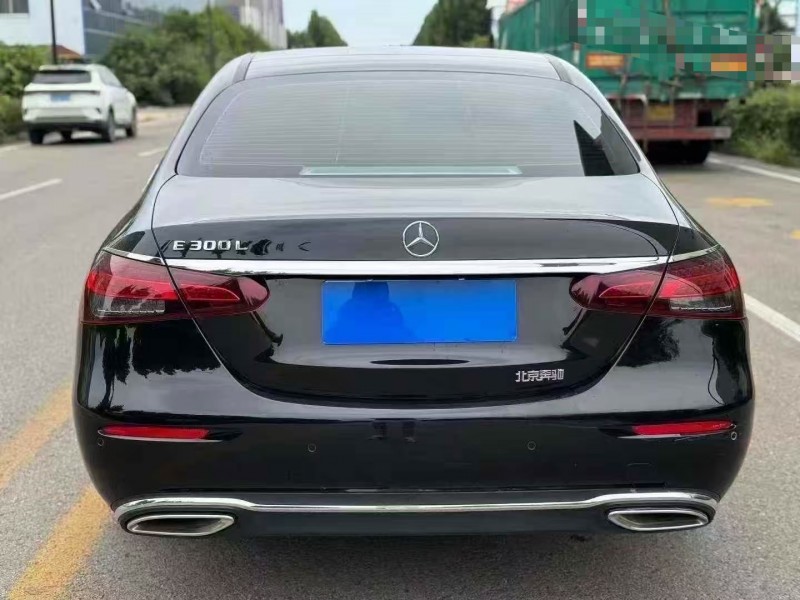 菏泽21年奔驰E8