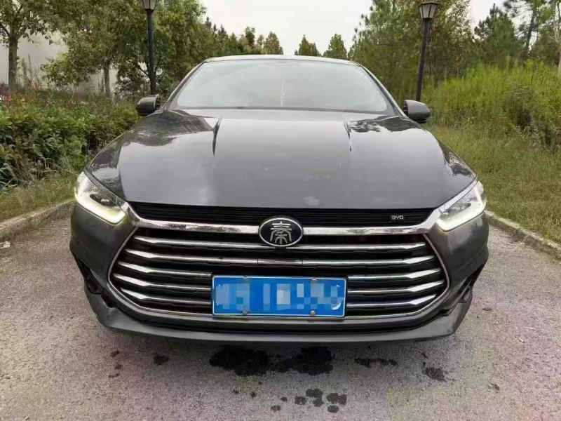 鄂州21年比亚迪秦1