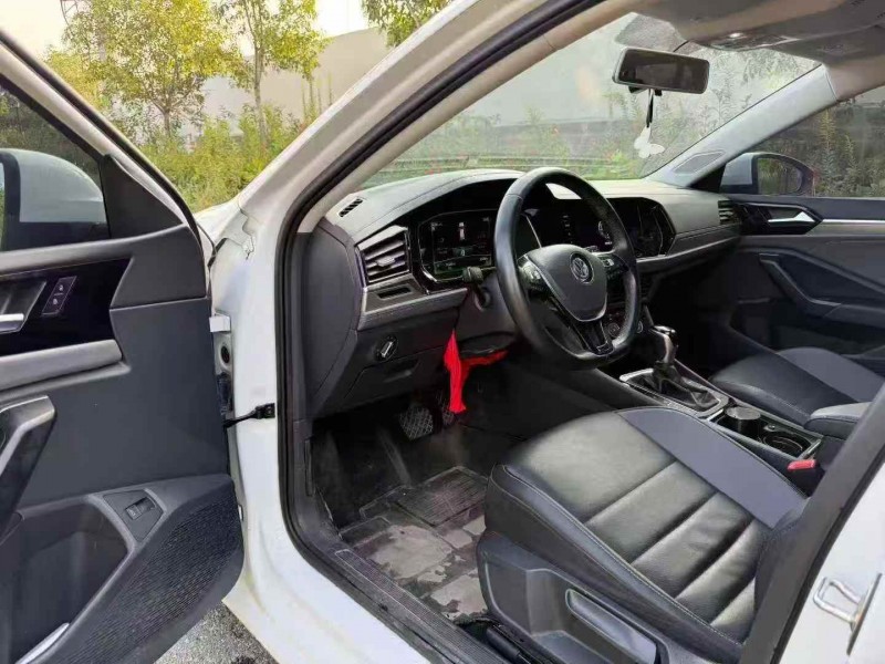 荆州21年大众速腾4