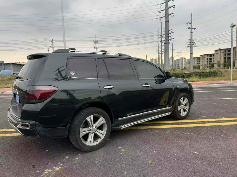 张家口13年丰田汉兰达6