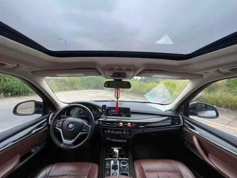 张家界15年宝马X54