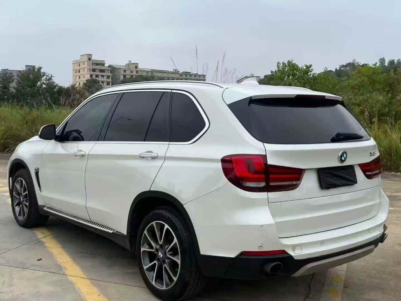 张家界15年宝马X59