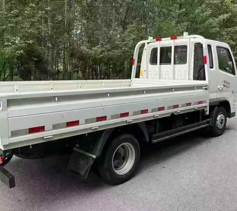 淄博25年福田奥铃8