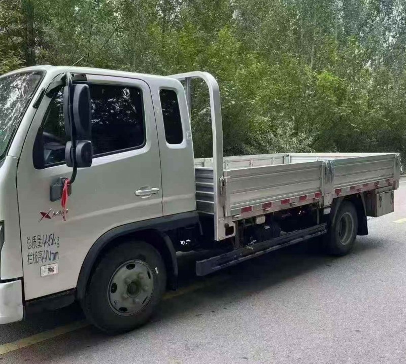 济宁25年福田欧马可3