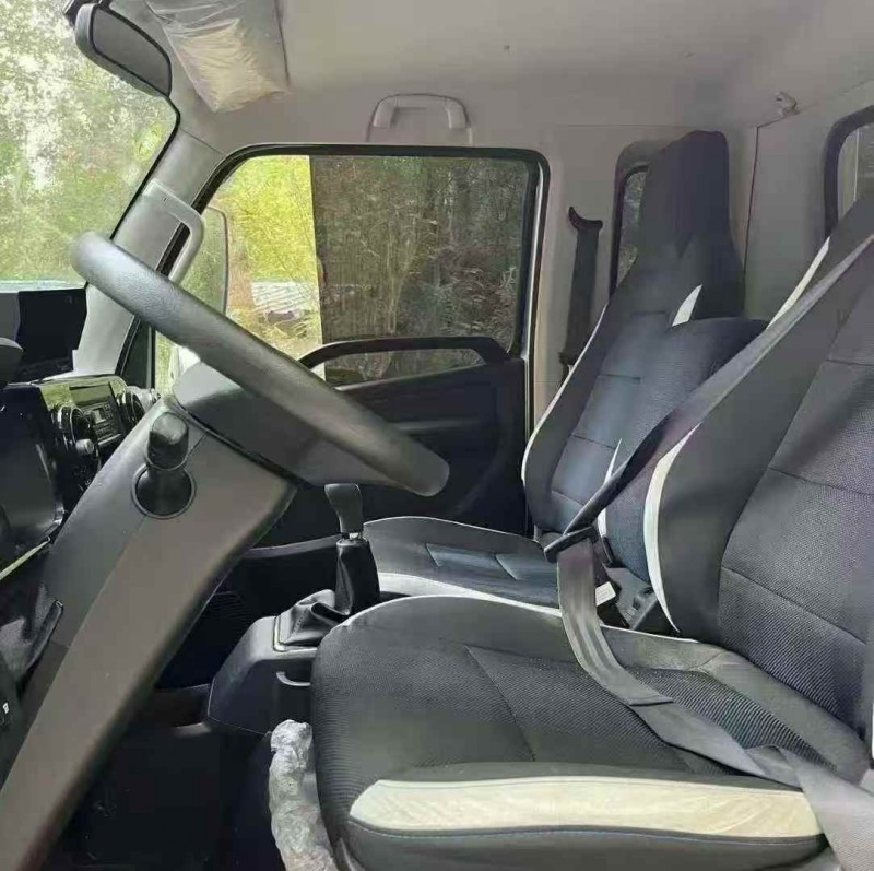 济宁25年福田欧马可4