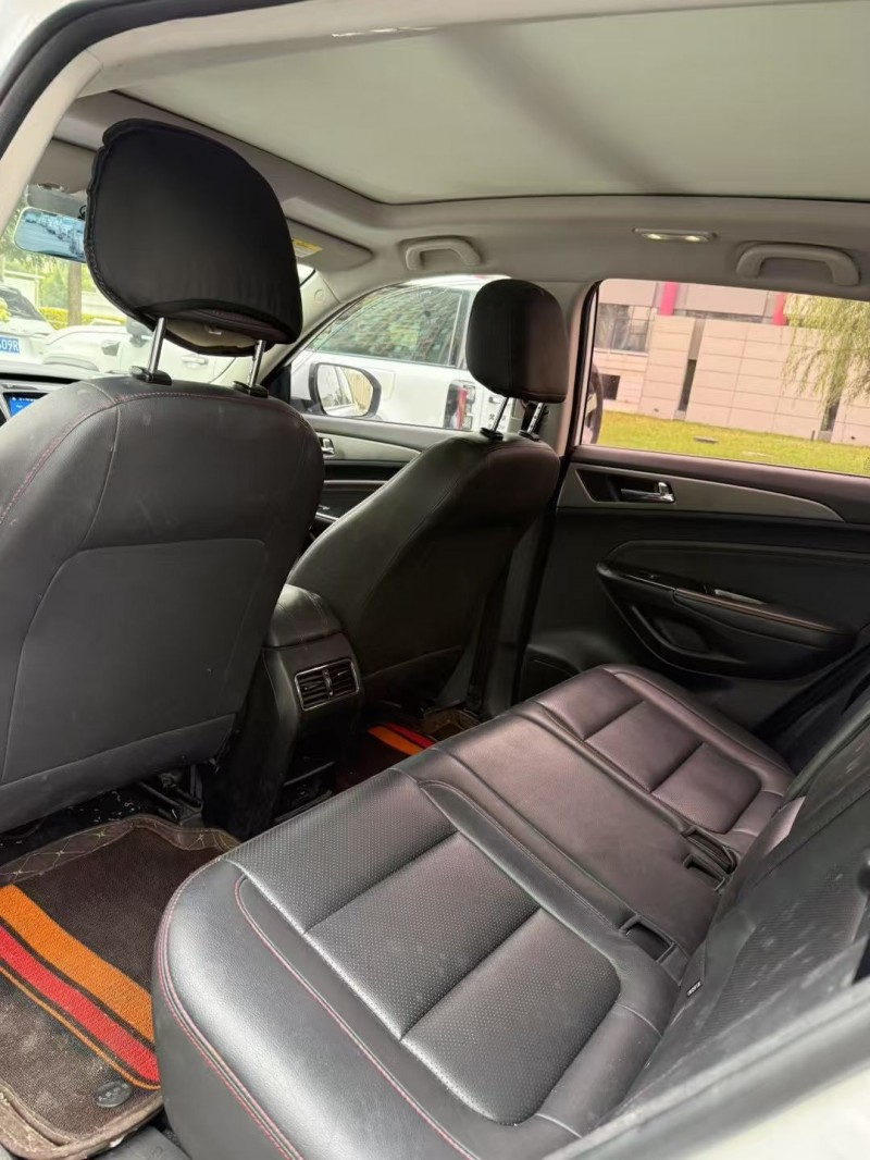 呼和浩特18年长安汽车CS755