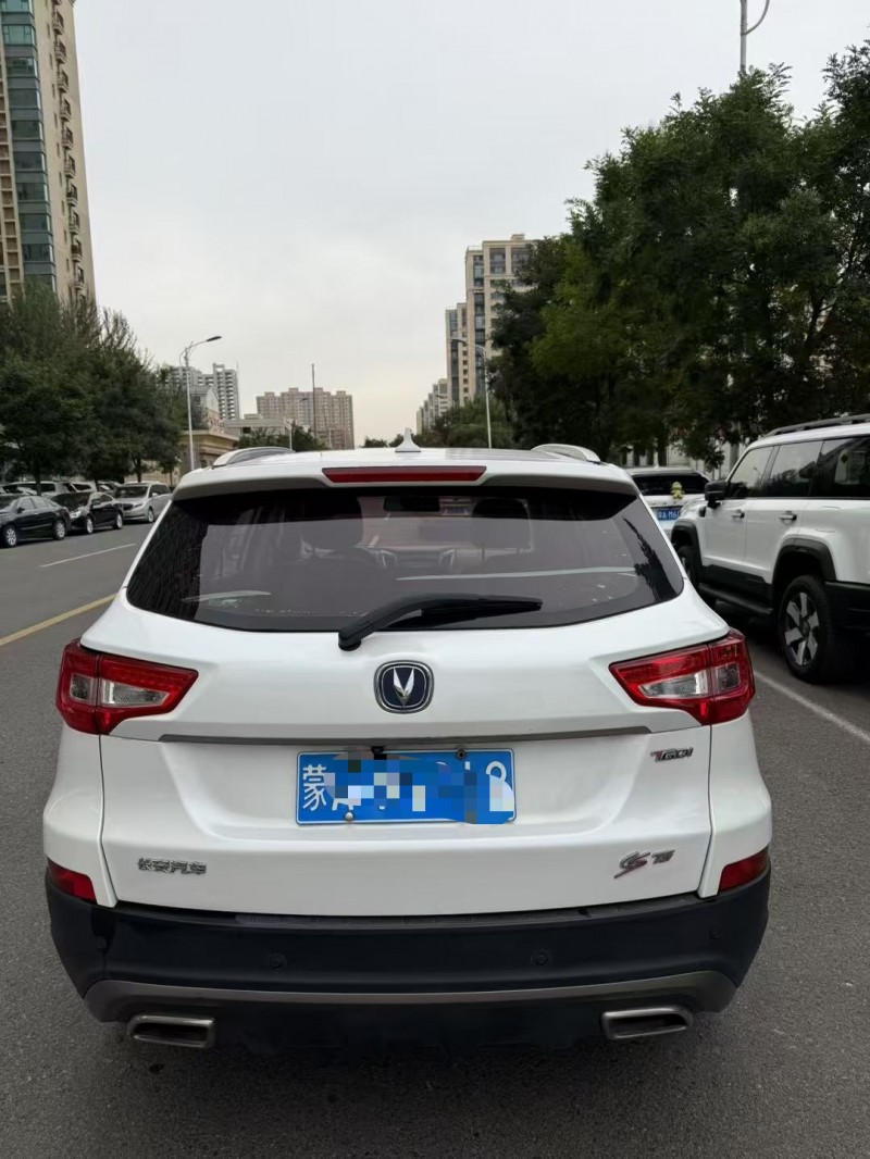 呼和浩特18年长安汽车CS759