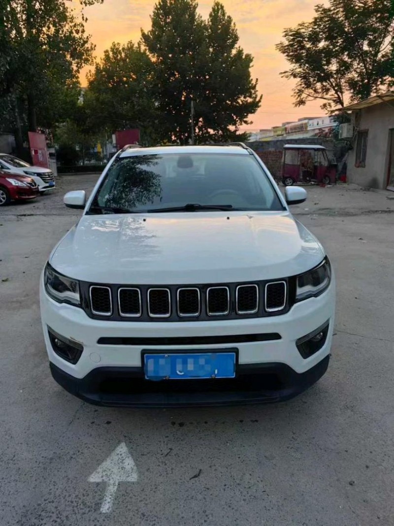 许昌19年Jeep指南者1