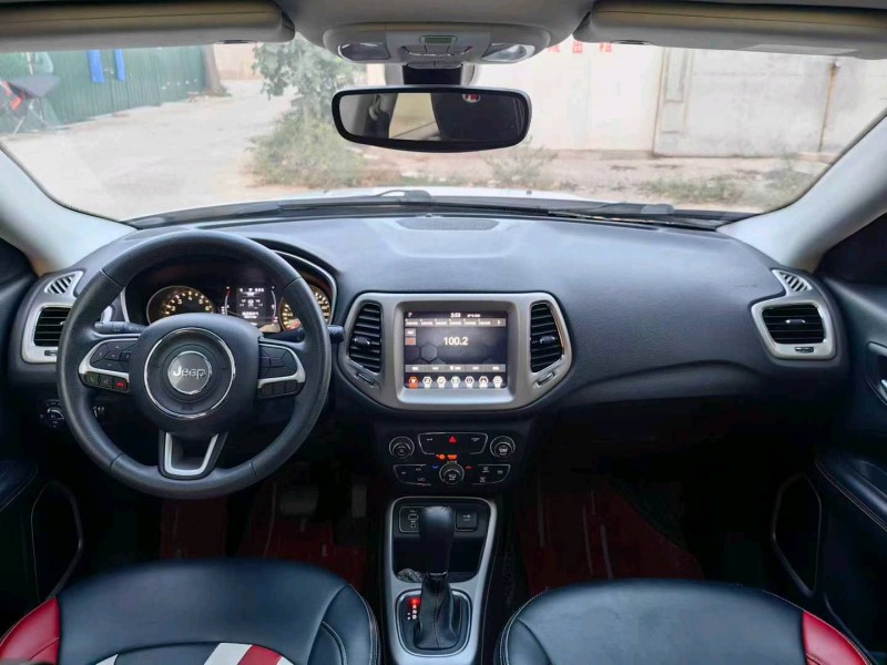 许昌19年Jeep指南者6