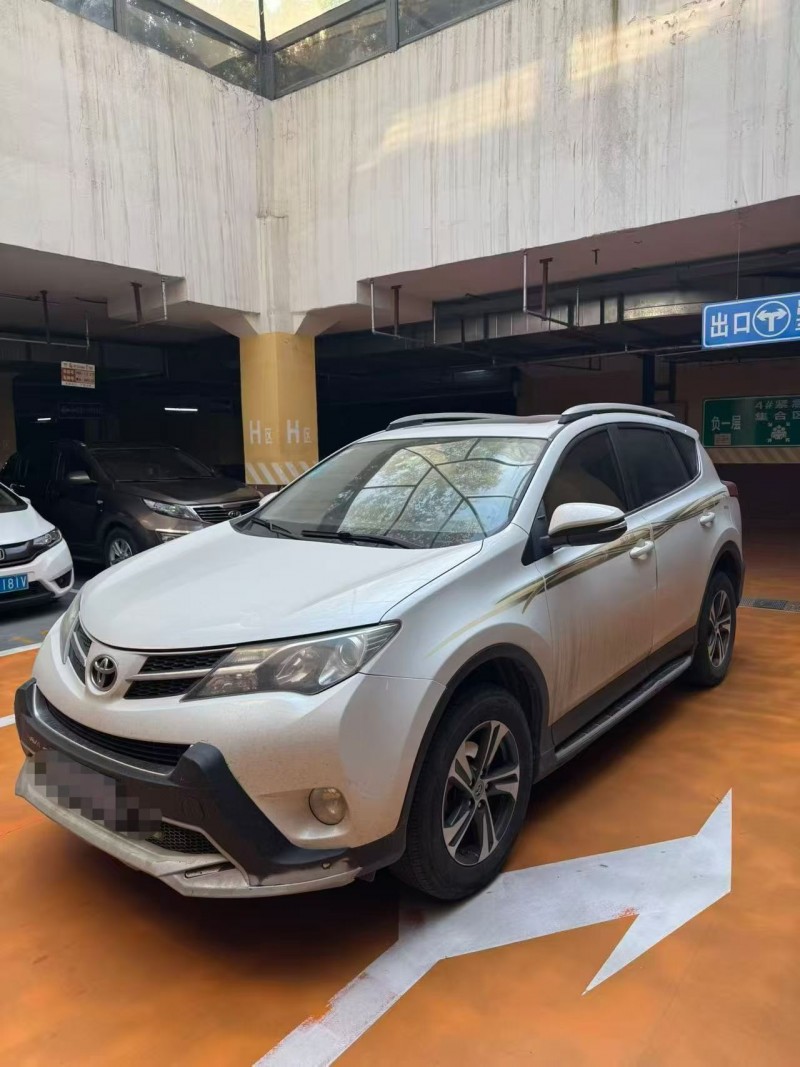 呼和浩特16年丰田RAV43