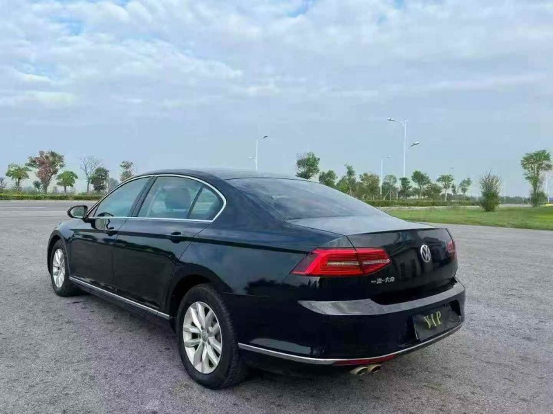 苏州17年大众迈腾8