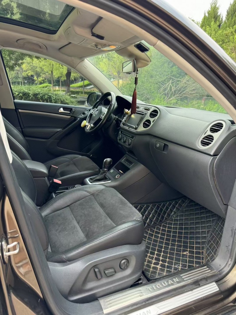 邢台14年大众途观6