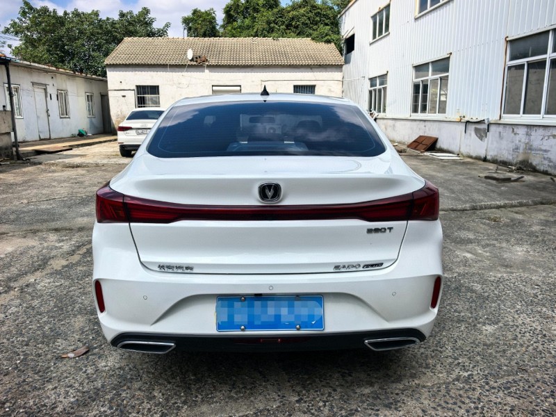 苏州25年长安汽车逸动9