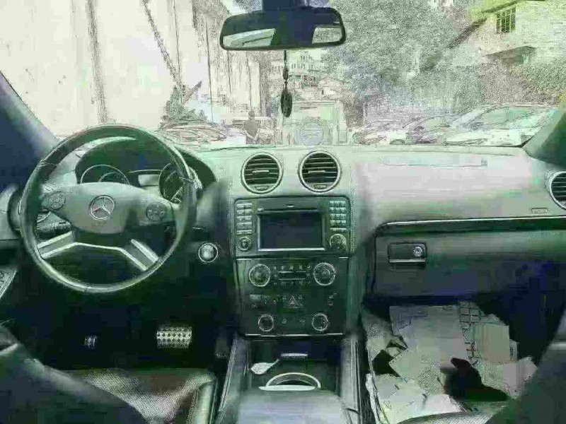 重庆12年奔驰GL8