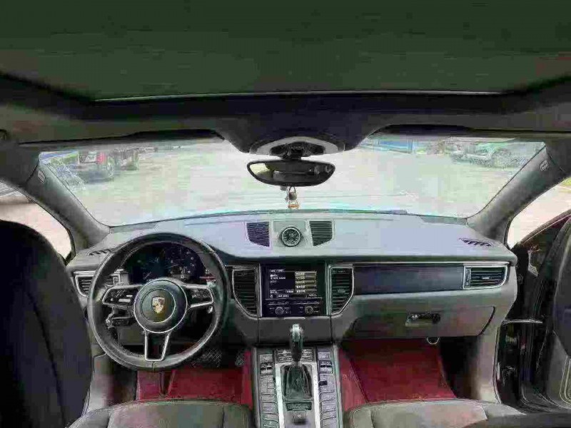 重庆15年保时捷Macan6