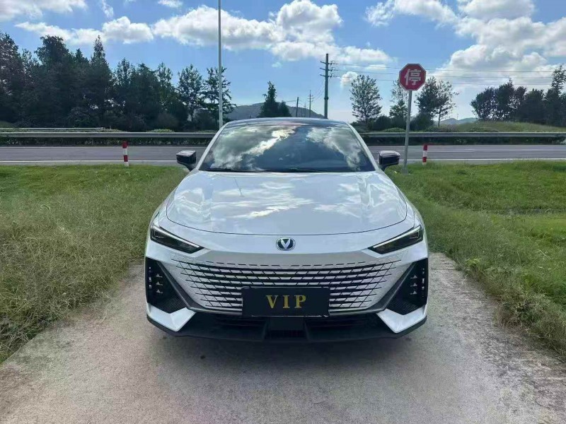 徐州25年长安汽车UNI1