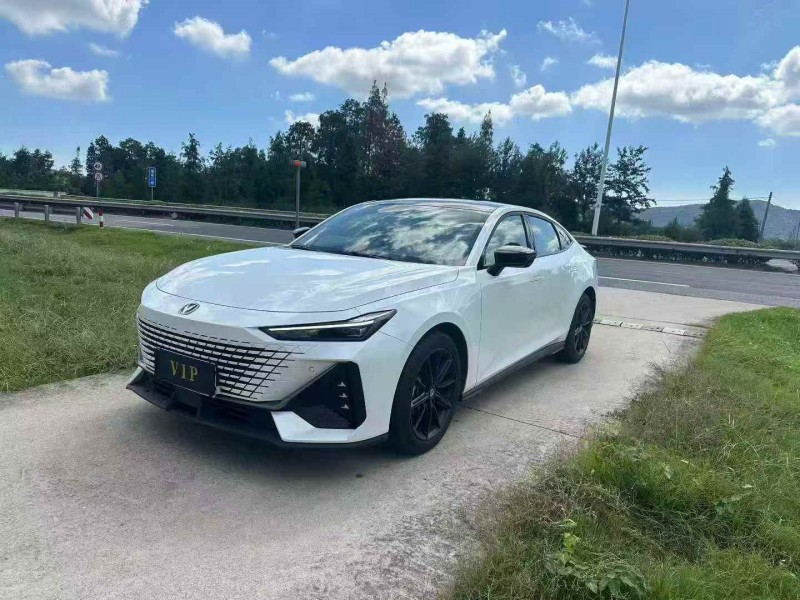 徐州25年长安汽车UNI2