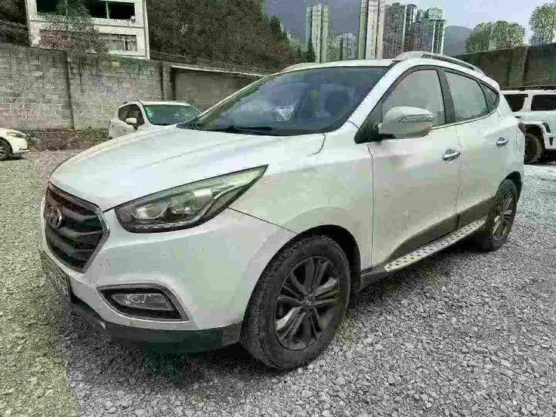 重庆16年现代ix352