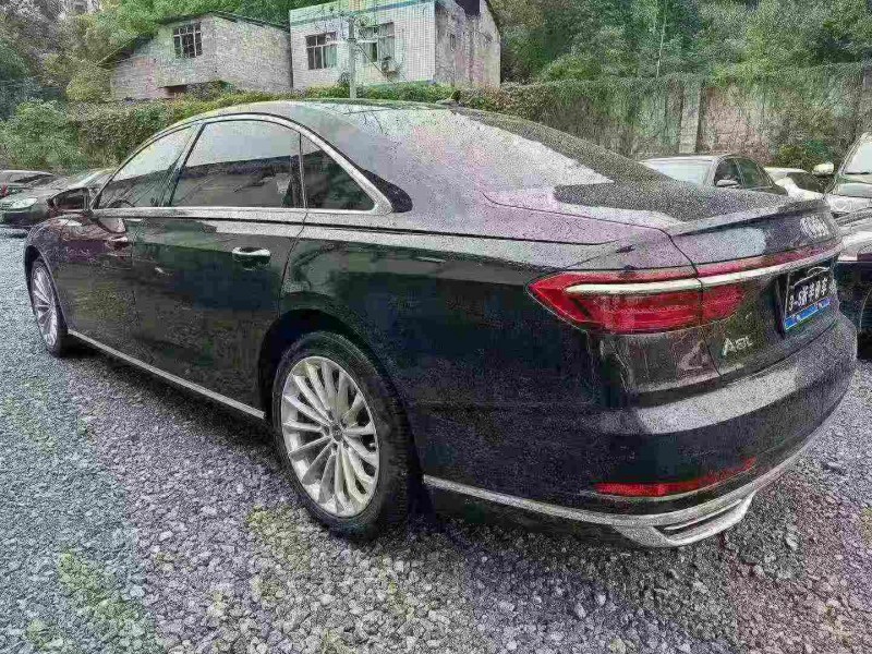 重庆21年奥迪A8L4