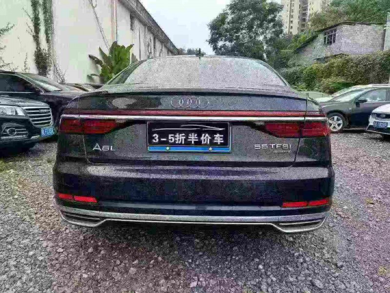 重庆21年奥迪A8L6