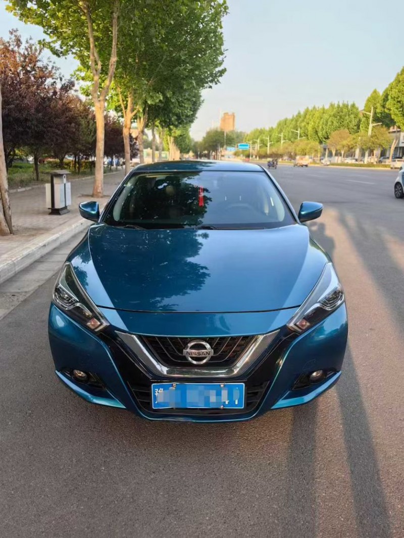 许昌18年日产蓝鸟1