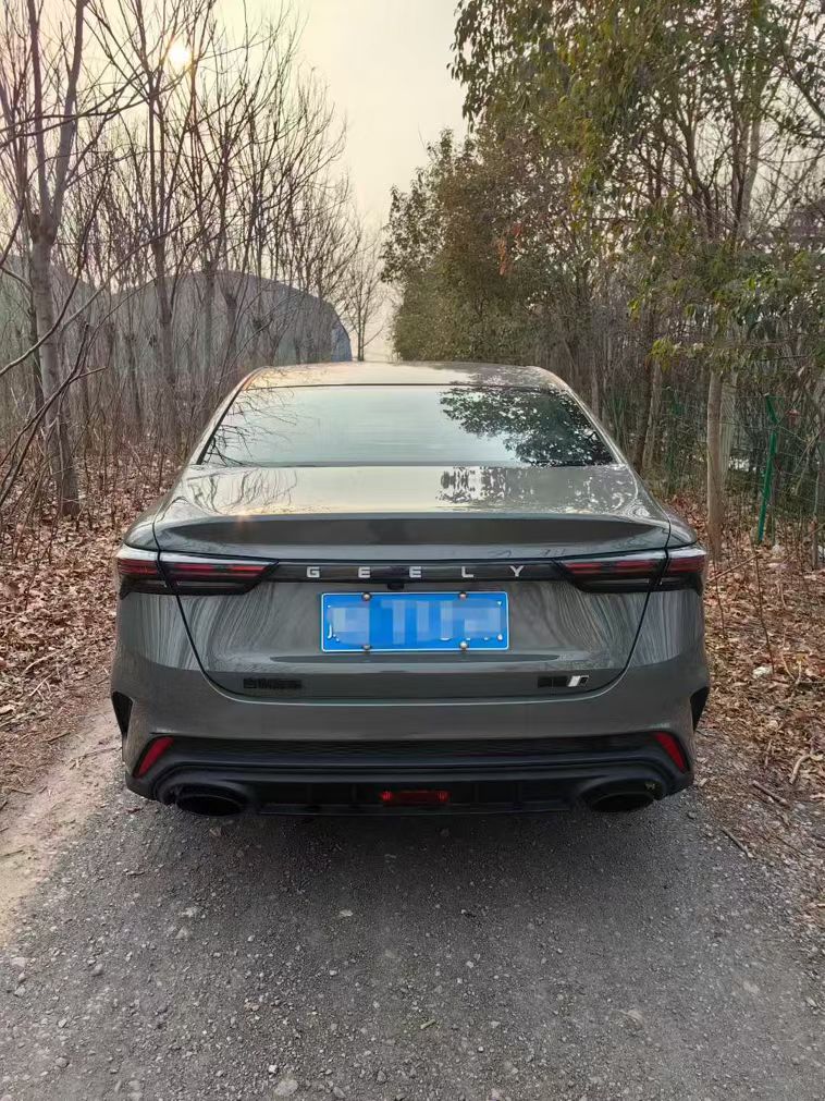 许昌22年吉利缤瑞4