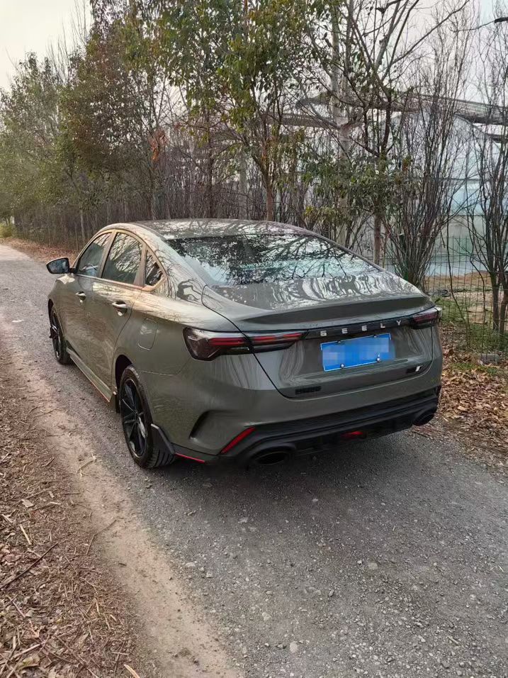 许昌22年吉利缤瑞5