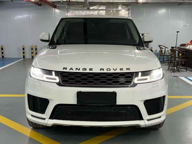 广州19年路虎揽胜运动1